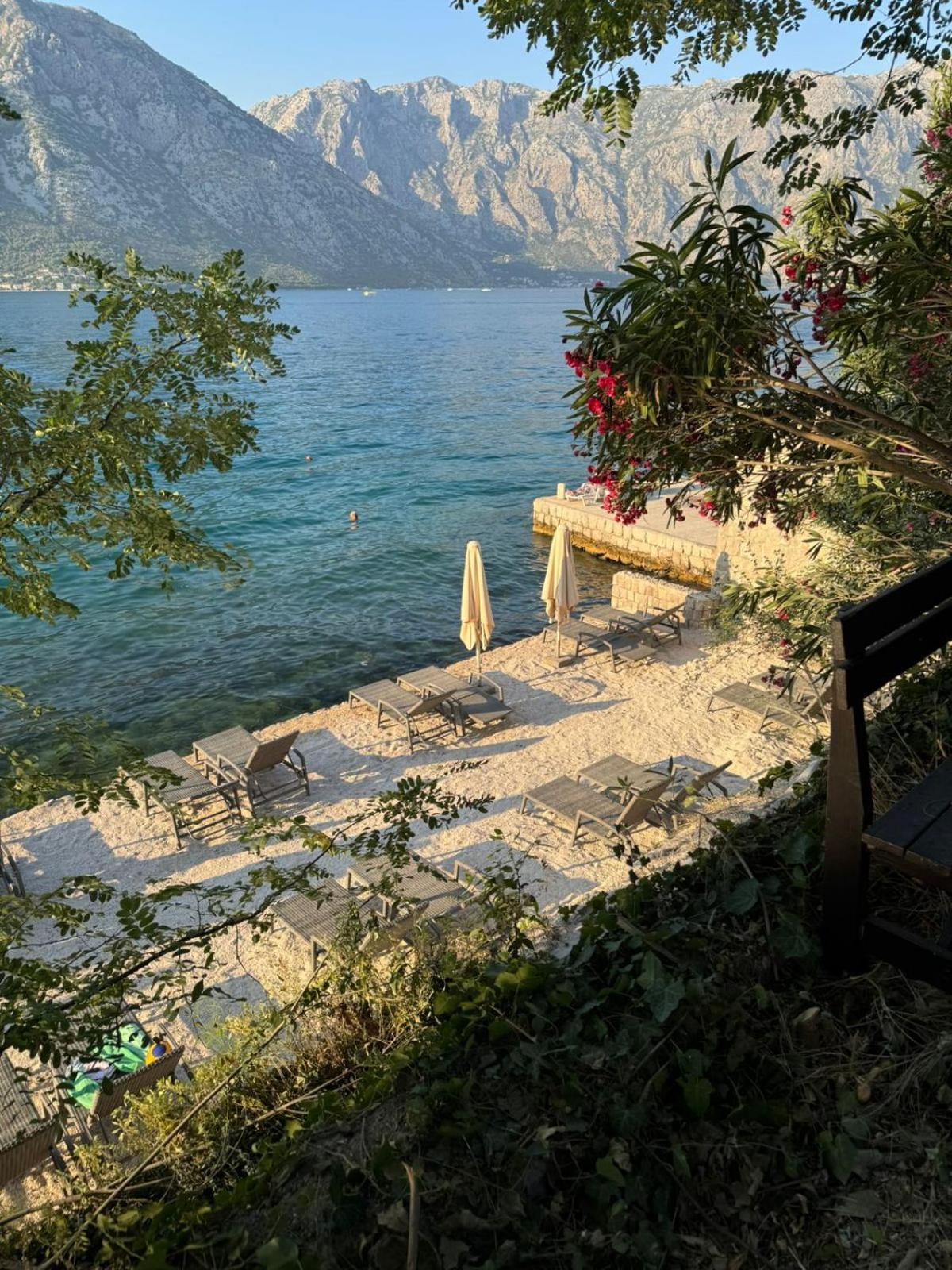 Apartment Vila Trinity Stoliv Kotor