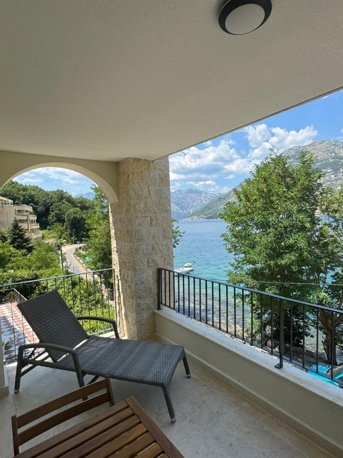 Vila Trinity Stoliv Apartment Kotor