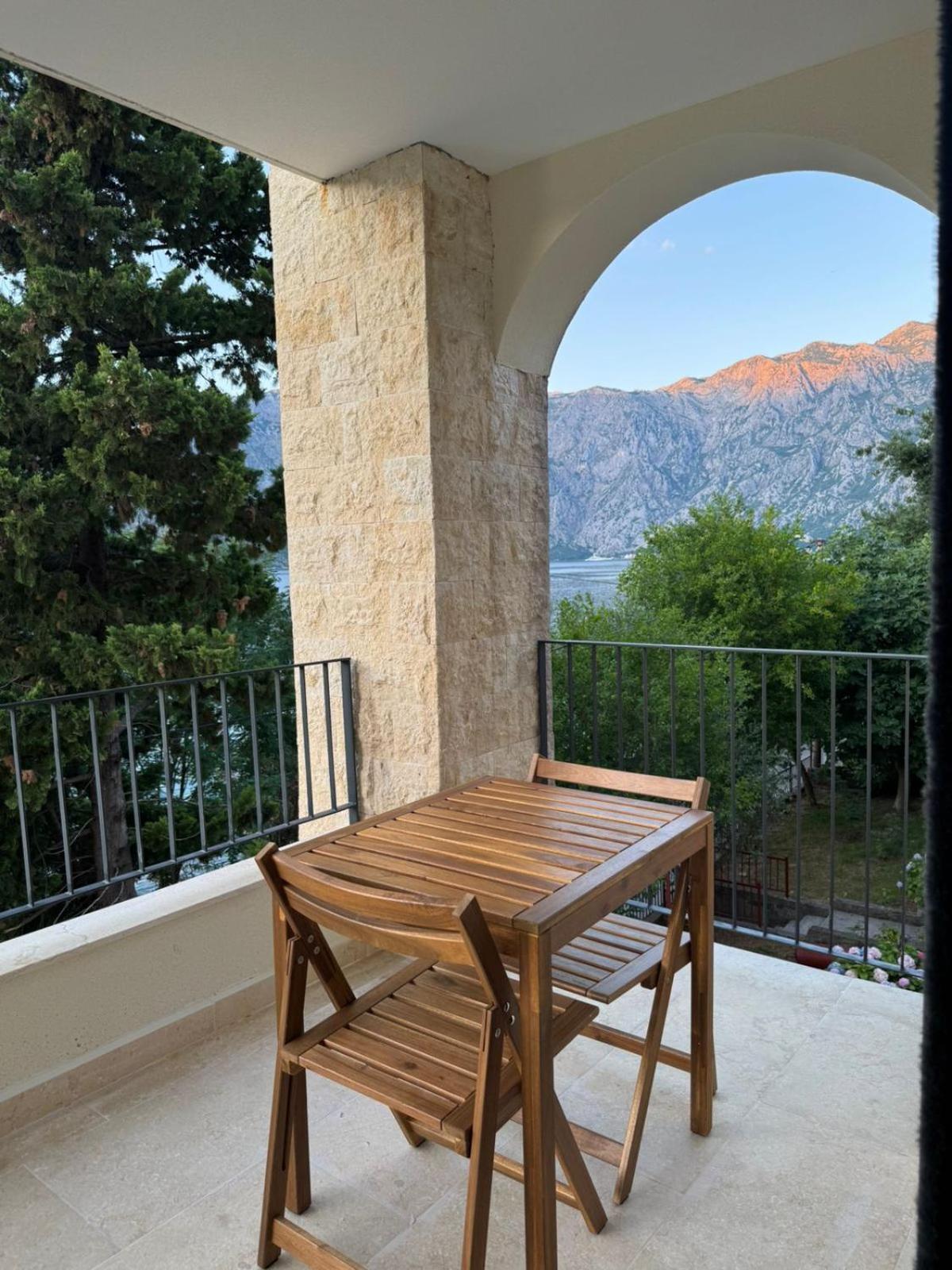 Vila Trinity Stoliv Kotor